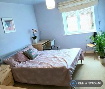 2 bedroom flat to rent - Photo 3