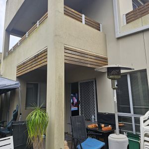Revesby - Photo 3