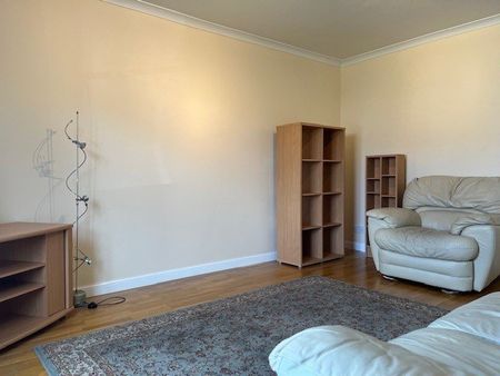 3 bedroom detached house to rent - Photo 2