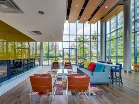 1 Cole Street #710 - Photo 2