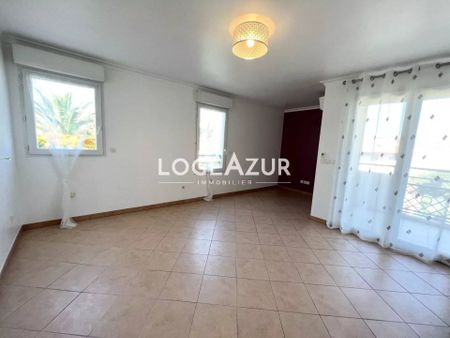 Location AppartementGolfe-Juan - Photo 3