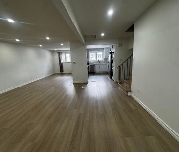 For Lease - 61 Shellamwood Trail Unit# Main, Toronto, Ontario - Photo 3