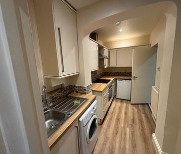 1 Bed Flat, Brunswick Terrace, BN3 - Photo 4