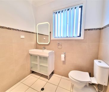 One Of A Kind Two Level Granny Flat! - Photo 4