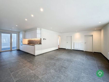 Volledig gerenoveerd gelijkvloers appartement in nostalgische ligging – De Mokker, Koekelare - Photo 5