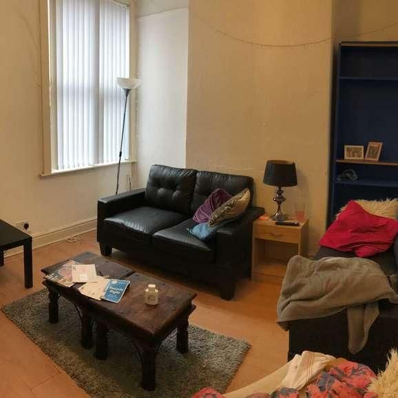 Ladybarn Lane, Fallowfield, M14 - Photo 1