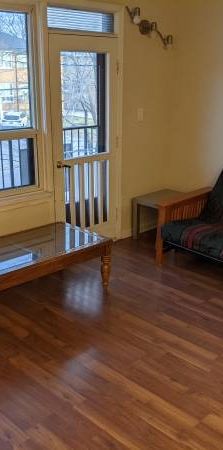 Bright two-room apartment, North York, Immediate - Photo 1