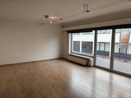 GENT - Goed gelegen appartement in stationsbuurt - Photo 2