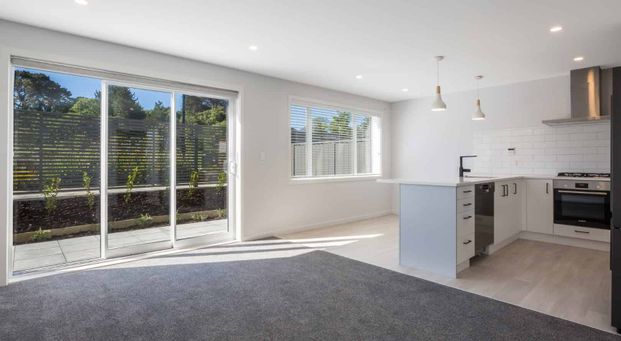 3 Bedroom Home on Parekareka Lane. - Photo 1