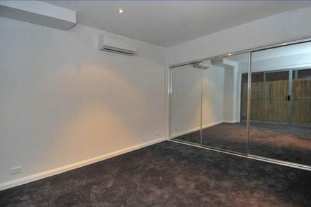 1/2H Gilmour Street, Coburg VIC 3058 - Photo 2