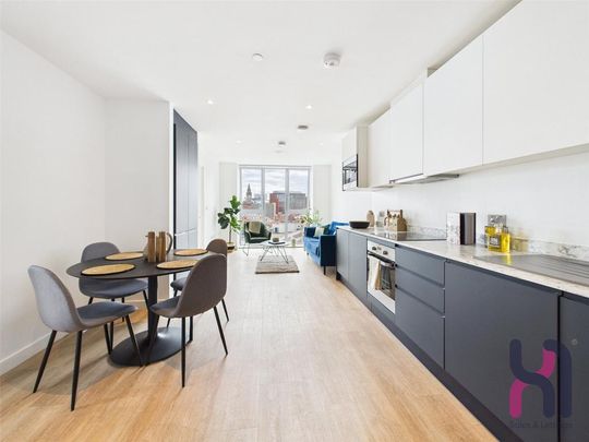 2 bedroom flat to rent - Photo 1