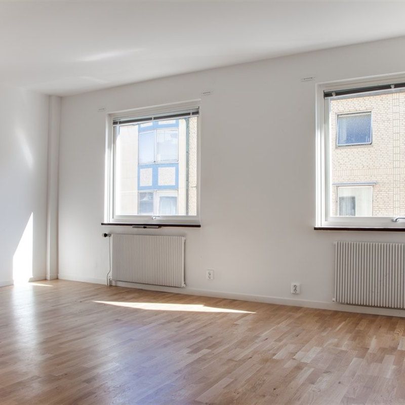 Regementsvägen 4A - Foto 1