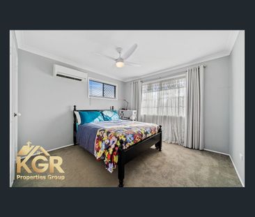 Spacious Family Living with Pool, Privacy & Lifestyle Appeal - Photo 2