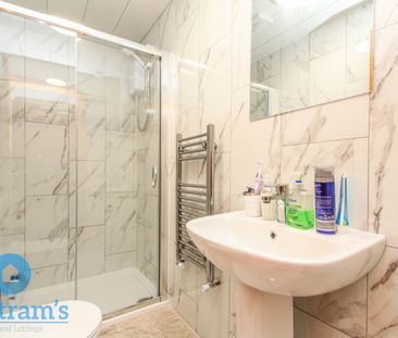 6 bed Semi-Detached House for Rent - Photo 5