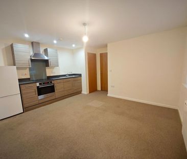 1 bedroom flat to rent - Photo 4