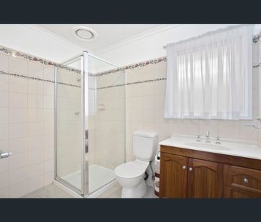 2/2 Foster Street, South Geelong, Vic 3220 - Photo 3