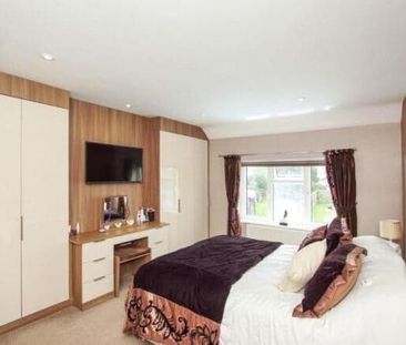 Gloucester Road North, Horfield - Photo 2