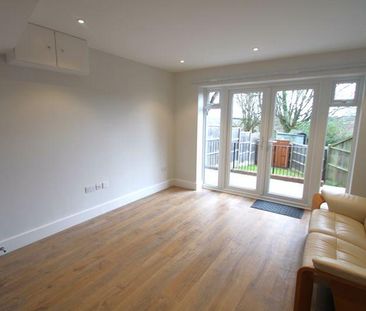 2 bedroom detached house to rent - Photo 2