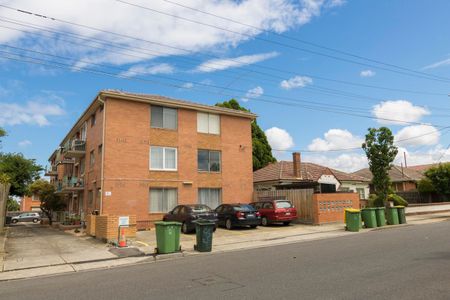 17/45 Woolton Avenue, Thornbury, VIC 3071 - Photo 4