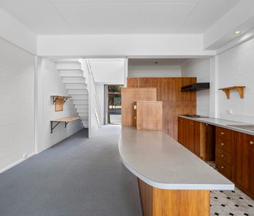 Charming Unit with Breathtaking Views - Photo 4