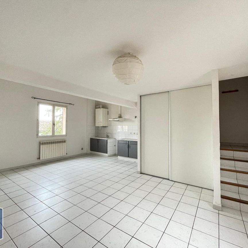 Location Appartement 2 pièces 46m² CARPENTRAS 84200 - Photo 1