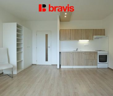 Pronájem bytu 1+kk 33 m2 - Fotografie 4