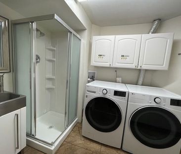 For Lease - 2194 Oak Bliss Crescent, Oakville, Ontario - Photo 6