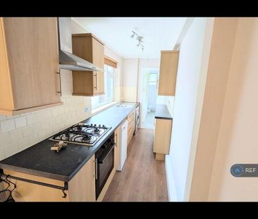 2 bedroom terraced house to rent - Photo 5