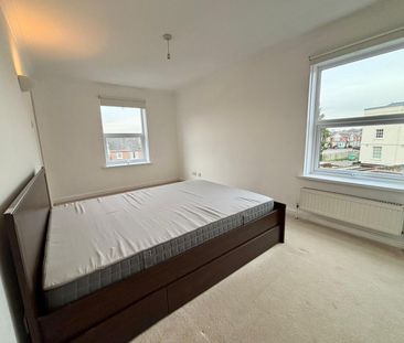 Grosvenor Square, Southampton - Photo 6