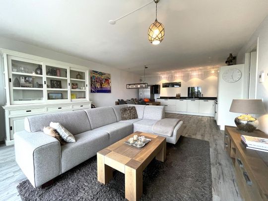 Mary van der Sluisstraat 510, Sportheldenbuurt, 1095ME, Amsterdam - Photo 1