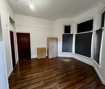 Studio Flat, Studio Garden, IG1 - Photo 3