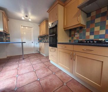 5 bedroom detached house to rent - Photo 4