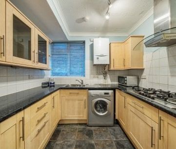 1 bedroom flat to rent - Photo 3