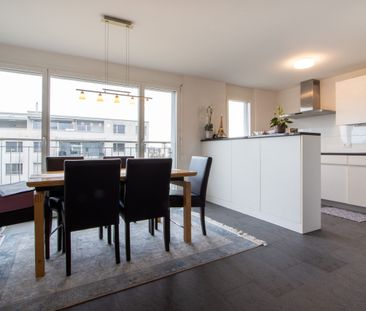 Comfortable 5.5-room apartment in a central location - Foto 2