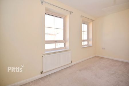 2 bedroom terraced house to rent - Photo 2