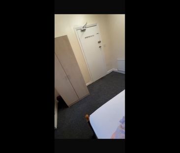 Room in a Shared House, Wilkinson Street, S10 - Photo 3