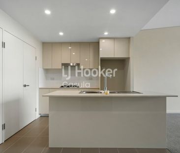 Modern Apartment - Photo 6