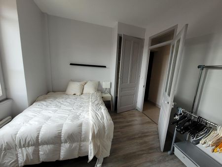 Location Appartement 2 pièces 40m² LYON 3ème - Photo 3