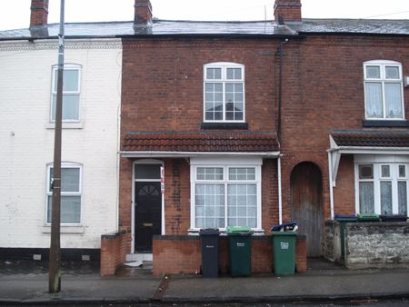 3 Bedroom Terraced House for Rent - Photo 5