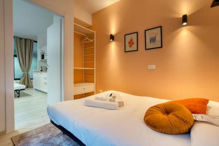 Viale Giovanni Suzzani, Milan, Lombardy 20162 - Photo 3