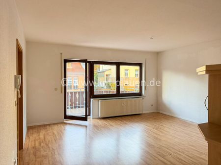 EBK, Balkon, Bad mit Wanne, Neubau mit Stellplatz - Frei ab sofort 2 Zimmer in Auerbach zur Miete - Photo 4