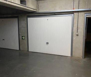 Instapklaar 2-slpk APPARTEMENT + GARAGE - Photo 2