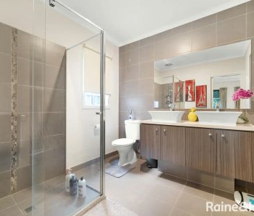 “FAMILY HOME IN MIDDLE OF TARNEIT” - Photo 2