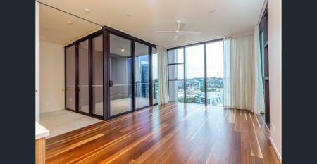 Brand New 3-Bedroom with MPR Apartment in West Village - Photo 3