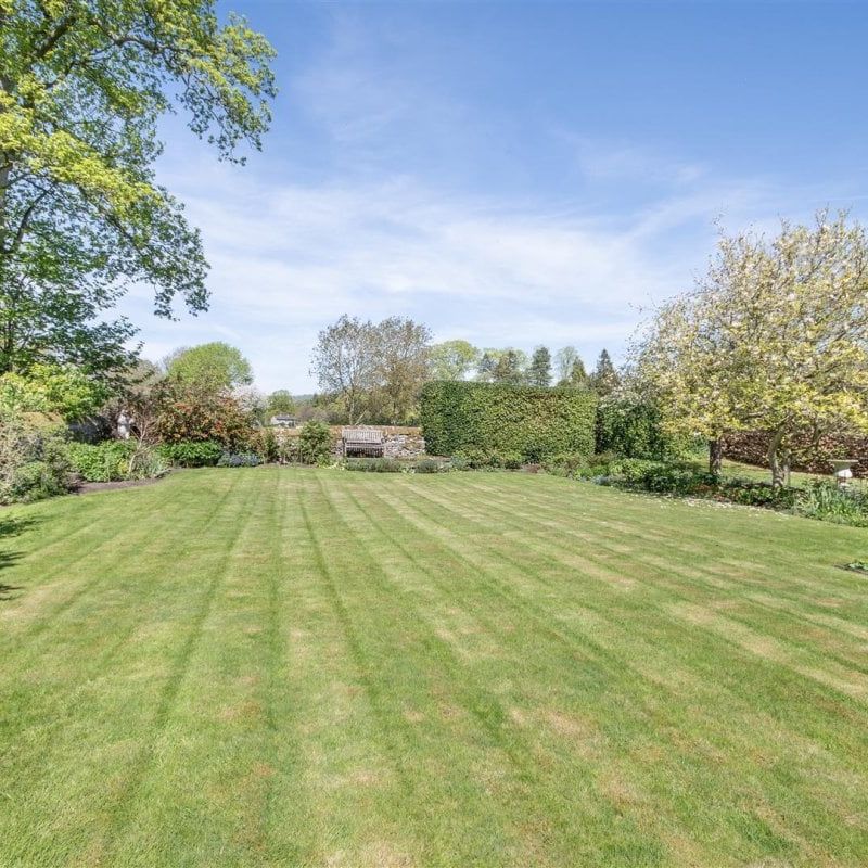 Ashford Road, Ashford-In-The-Water, Bakewell - Photo 1