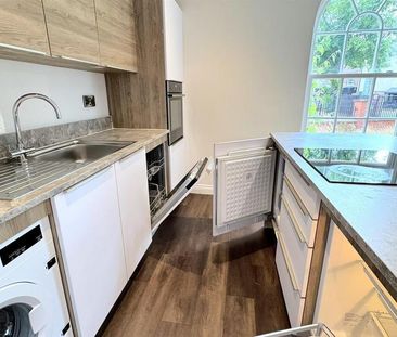 2 bedroom apartment to rent - Photo 5