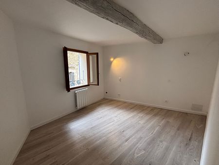 A LOUER A SARRIANS - MAISON DE VILLE, - Photo 2