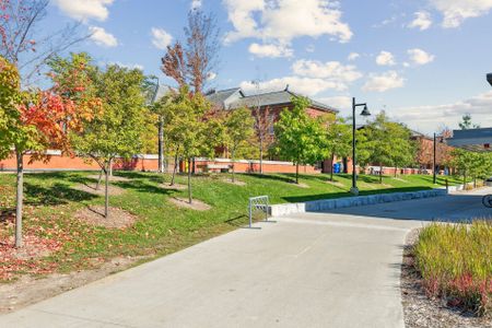 For Lease - 15 Carnation Avenue Unit# 2nd Level, Toronto, Ontario - Photo 2