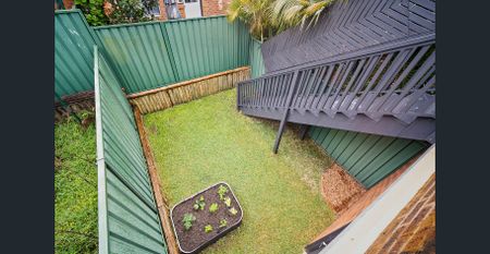 Modern Living with Townhouse Appeal - Photo 2