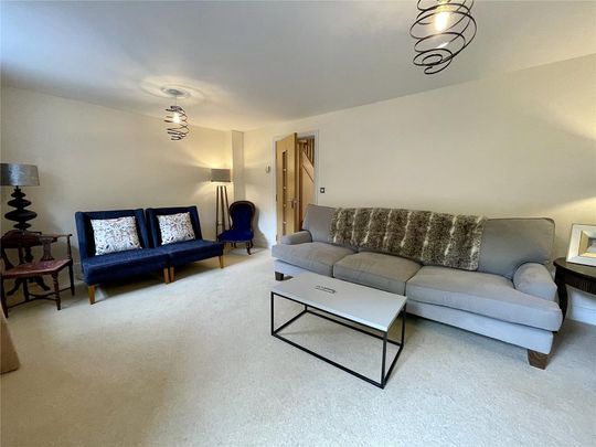 4 bedroom terraced house to rent - Photo 1